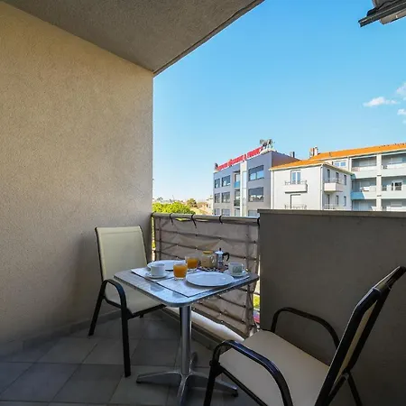 Apartment Centre, Modern App 2+2, Free Parking *